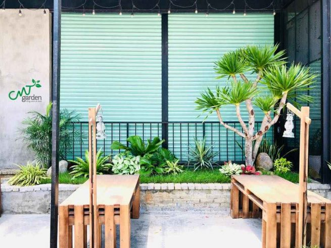 Cây xanh được bố trí phù hợp với kiến trúc của văn phòng